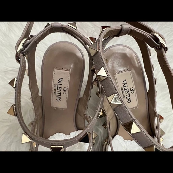 ❤️SOLD❤️Valentino rockstud slingbacks pumps 35.5 - Picture 7 of 10